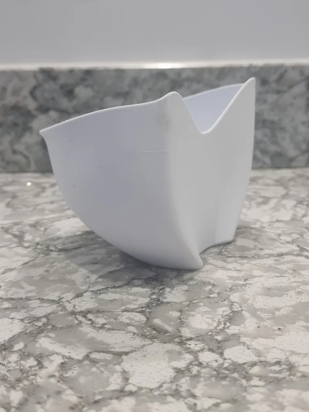 Wave Rim Bowl Modern Wave-Rim Decorative Bowl by mikalos MakerWorld: Download Free 3D ...