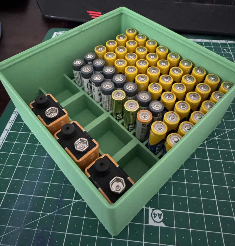 Gridfinity AAA 9V Battery Storage