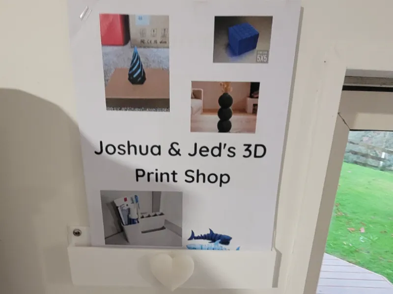 Booklet Holder for Shelf