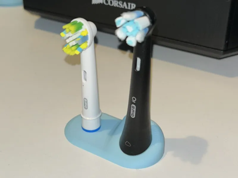Holder for Oral B IO + Regular brush heads