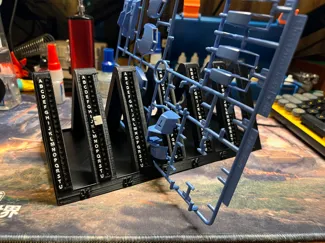 gundam runner stand with indicators V1