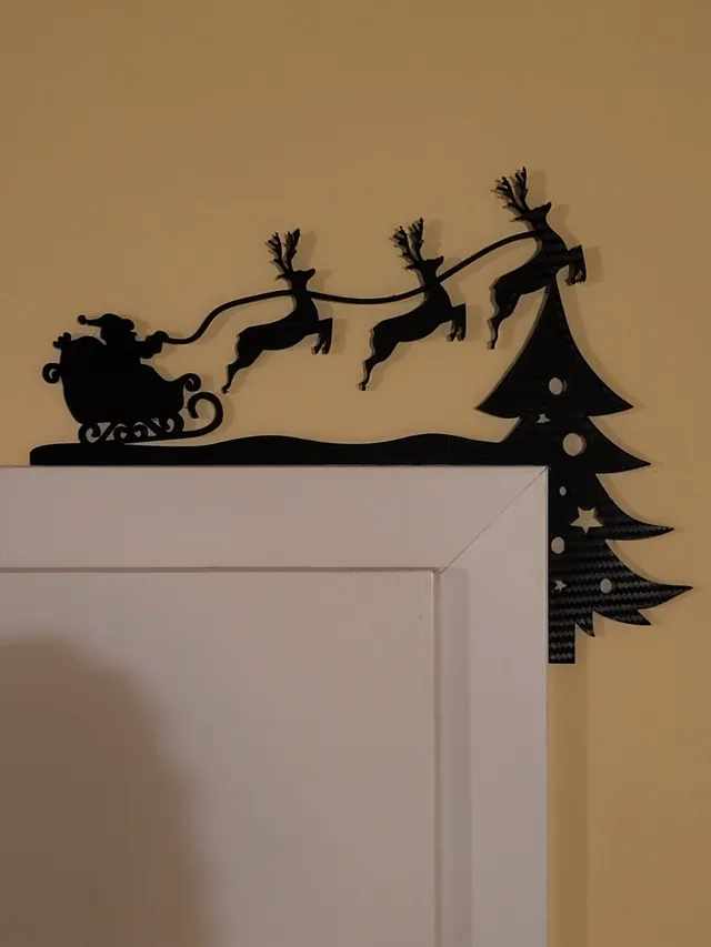 Christmas Doorframe Decor