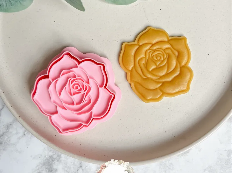 Rose Cookie cutter + stamp 