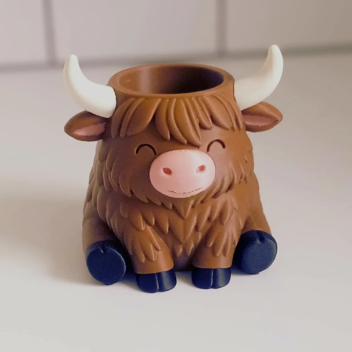 Cute Highland Cow Planter view 2