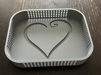 Tray with heart