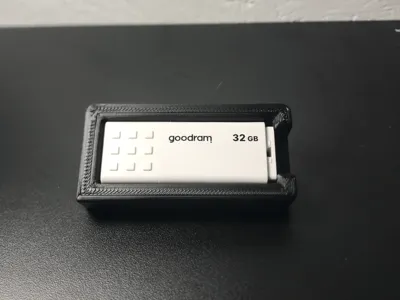 Pen drive mini box