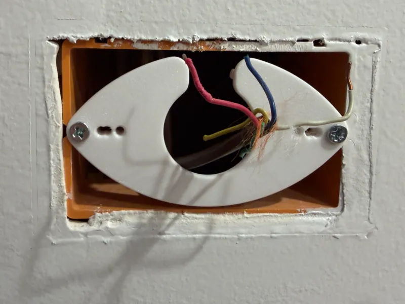 Ecobee junctionbox adapter