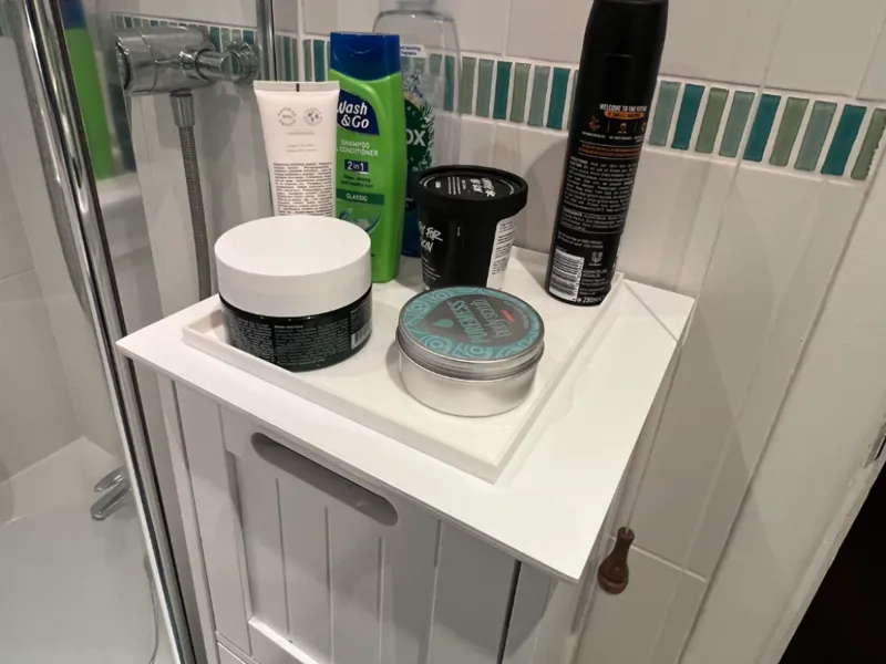 Bathroom cabinet draw tray