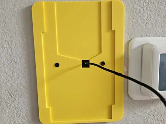 Surface tablet wall mount