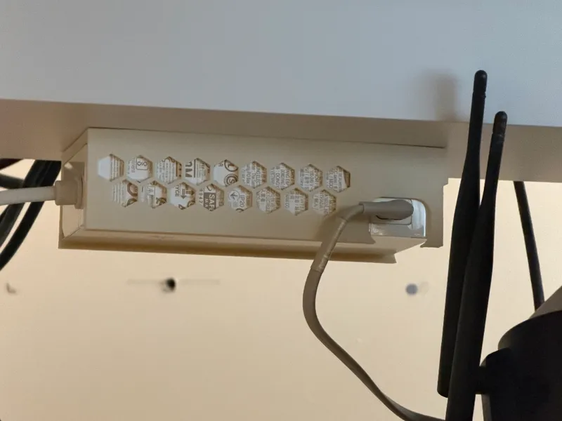 G80SD Power Brick Magnetic Mount