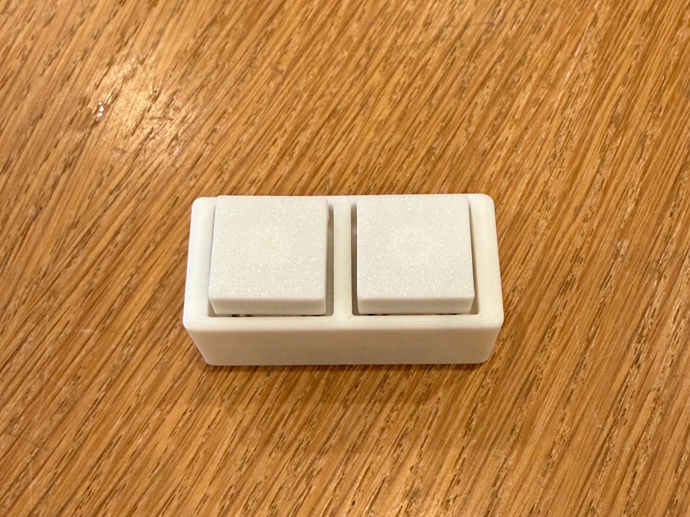 Dual Fidget Clicker – Mechanical Switch Toy