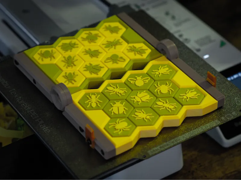 Case for Pocket Hive (Works with Magnetic Tiles)