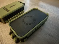Stackable frame to stack the box on top of the other.