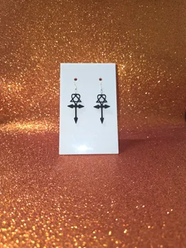 Pendientes: Gothic heartgram earrings — vista de referencia 3