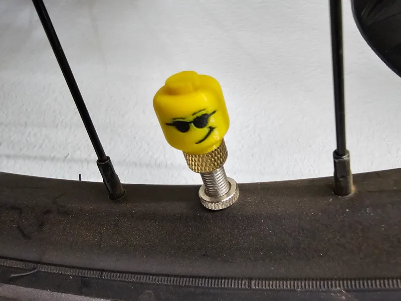 Brickhead Shrader Valve Cap