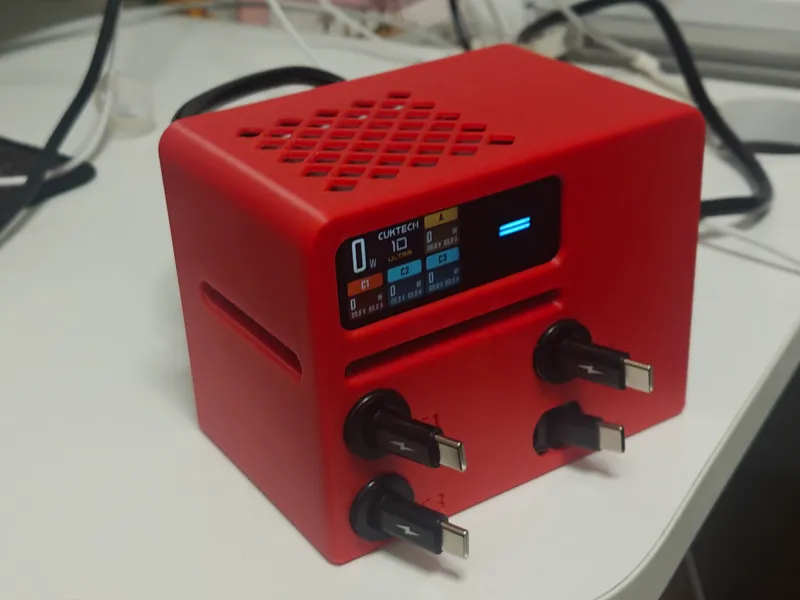 酷态科10号Ultra充电站, 悬空散热