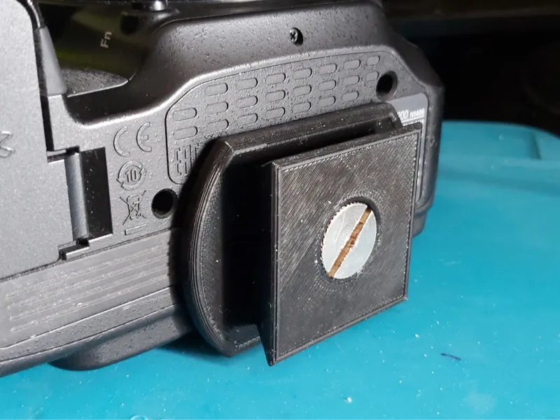 Quick release tripod camera plate