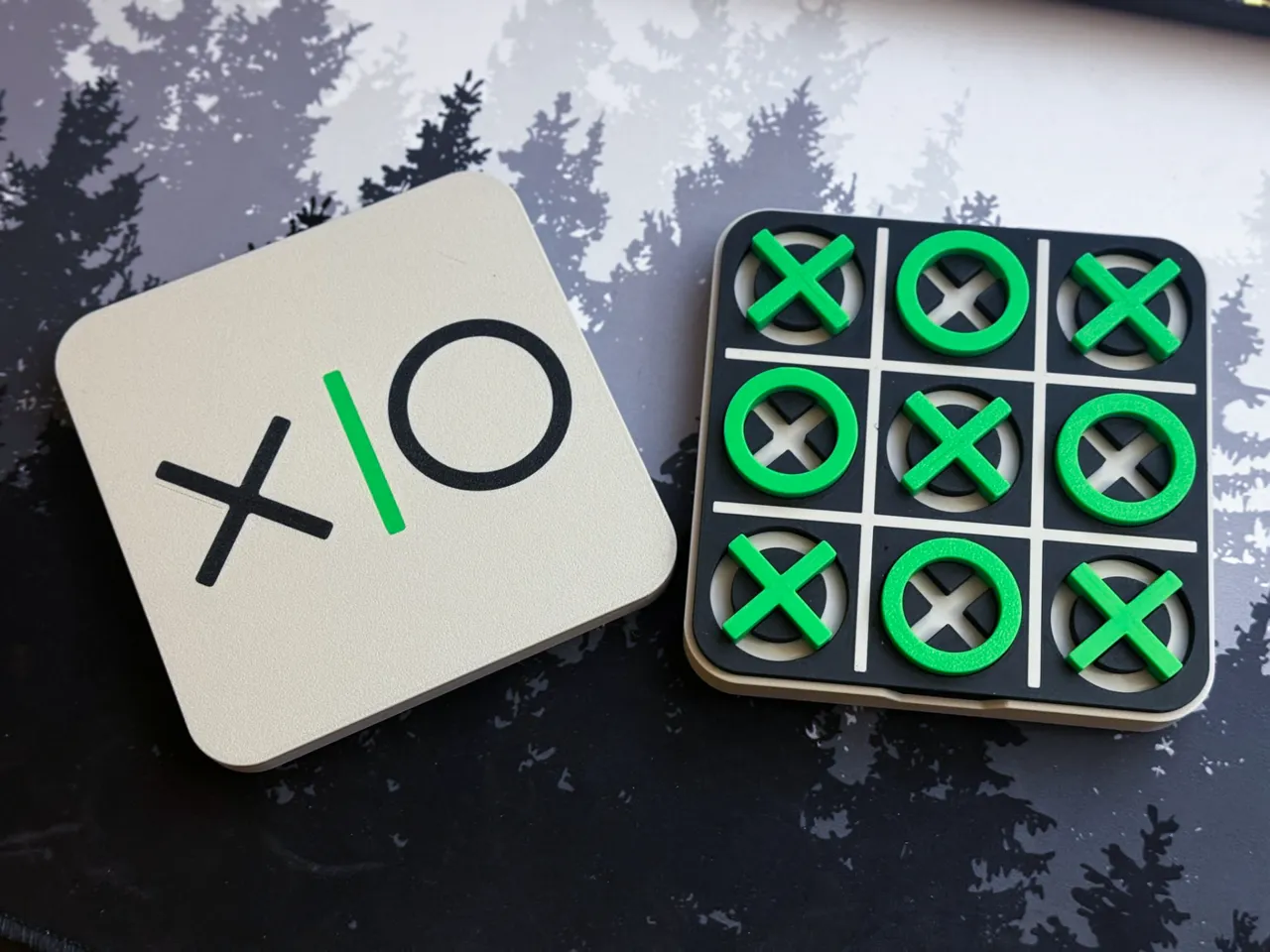TicTacToe - Travel Edition view 3