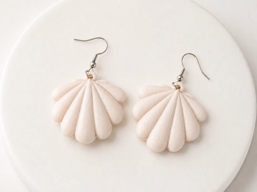 Shell Earrings view 4