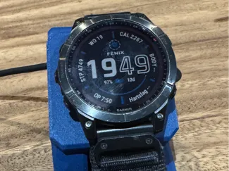 Garmin Fenix 7 charger stand for 37mm puck