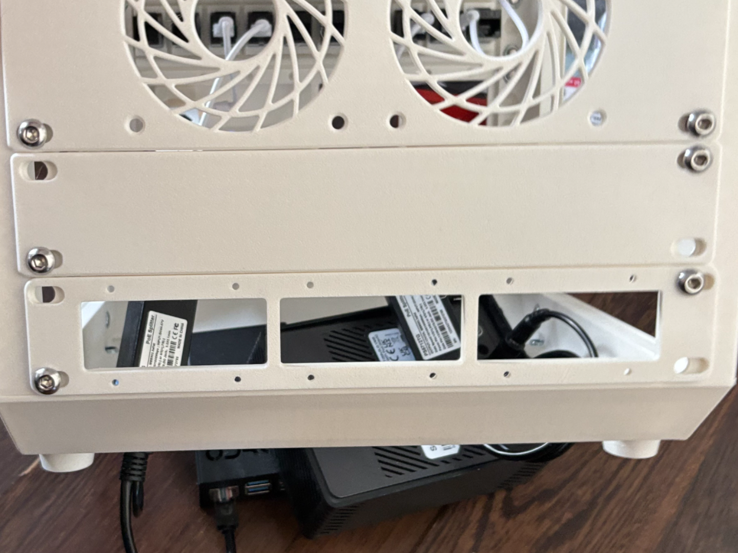 LabStack 1U Bracket - M3x4x5mm Inserts (10" racks)