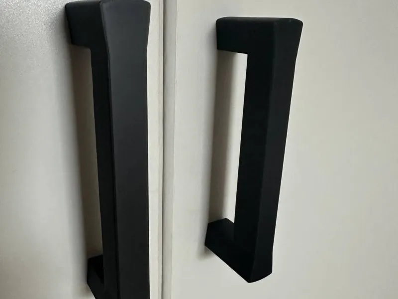 Minimalist Angular Door Handle