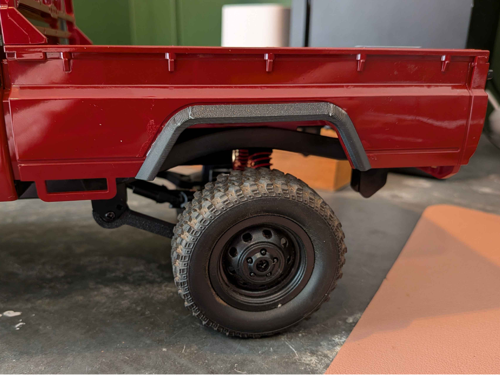 MN82 Rear Fenders