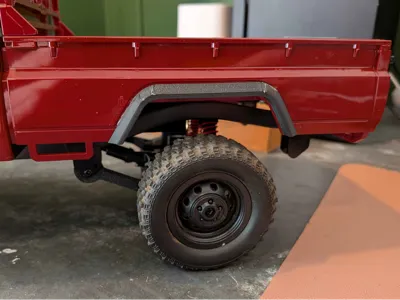 MN82 Rear Fenders