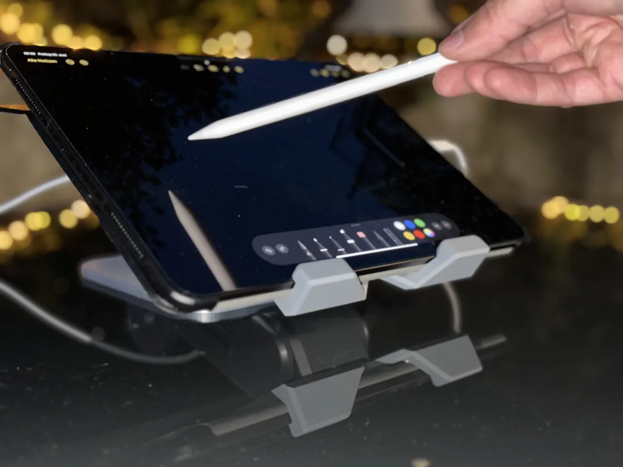 Adjustable Tablet Stand - Swan view 3