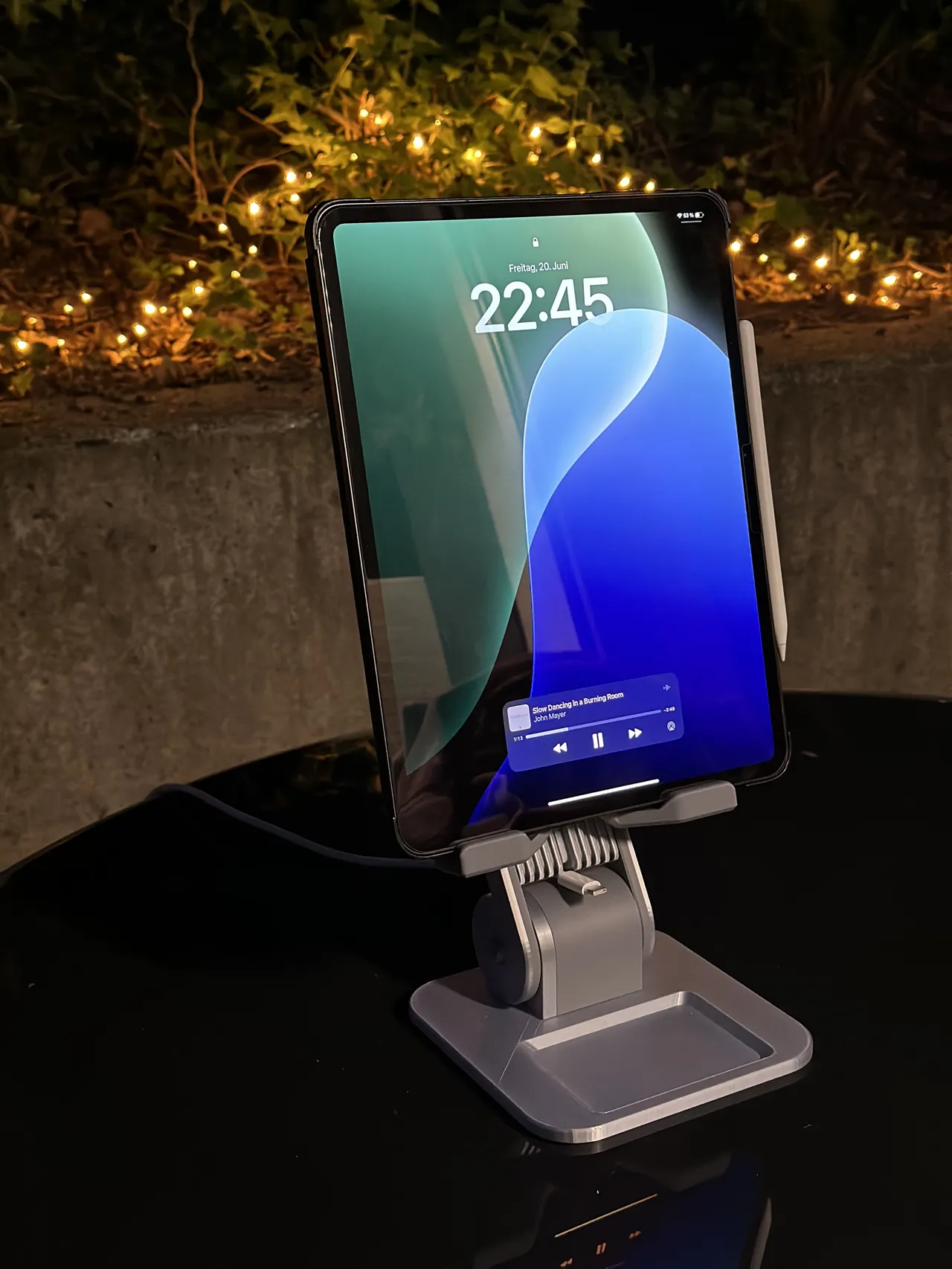 Adjustable Tablet Stand - Swan view 4