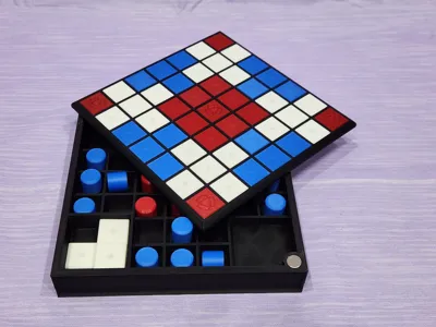 Hnefatafl 7x7 Board W/ Magnetic Storage