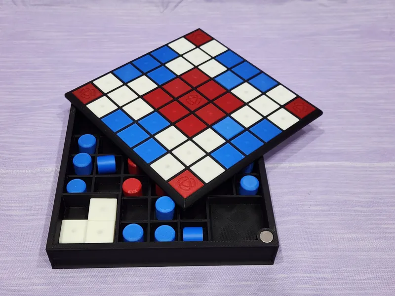 Hnefatafl 7x7 Board W/ Magnetic Storage
