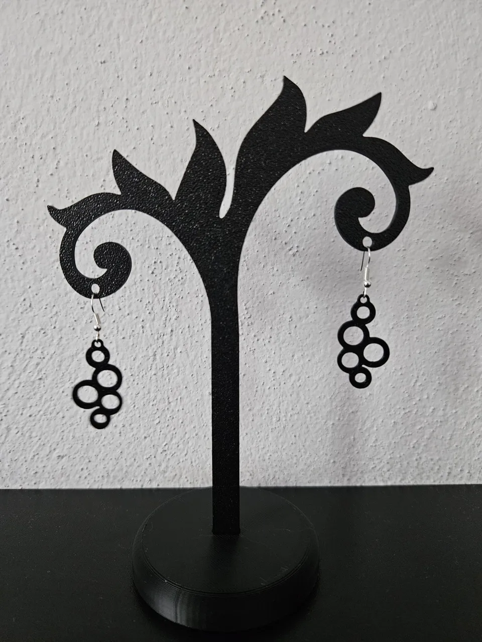 earrings circles view 3