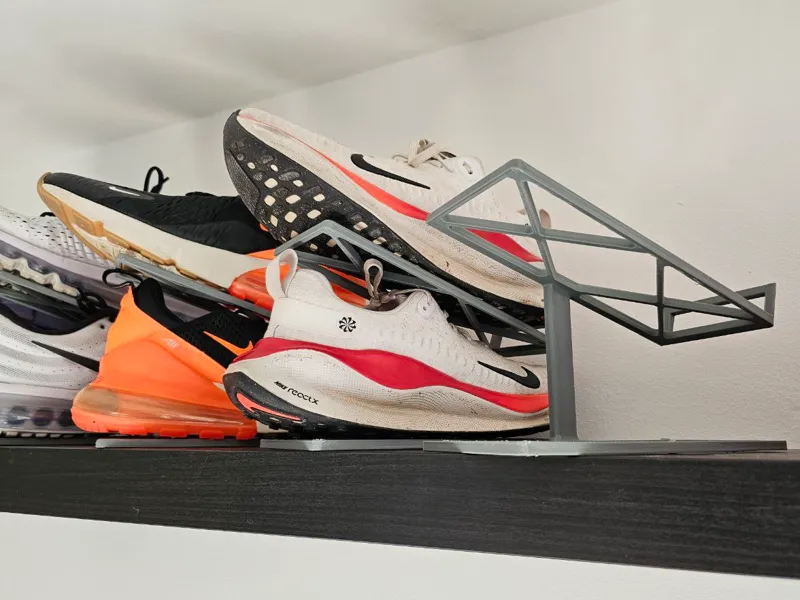 Super Lightweight Shoe Holder. SUPER OPTIMISED 