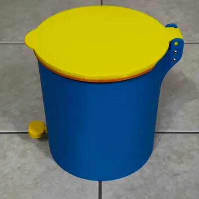 pedal trash can