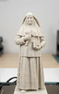 SANTA ANGELA DE LA CRUZ - COM ARO E SEM PINTURA