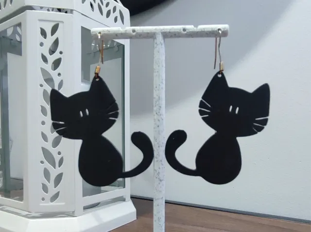 Aretes Bigotes al Viento