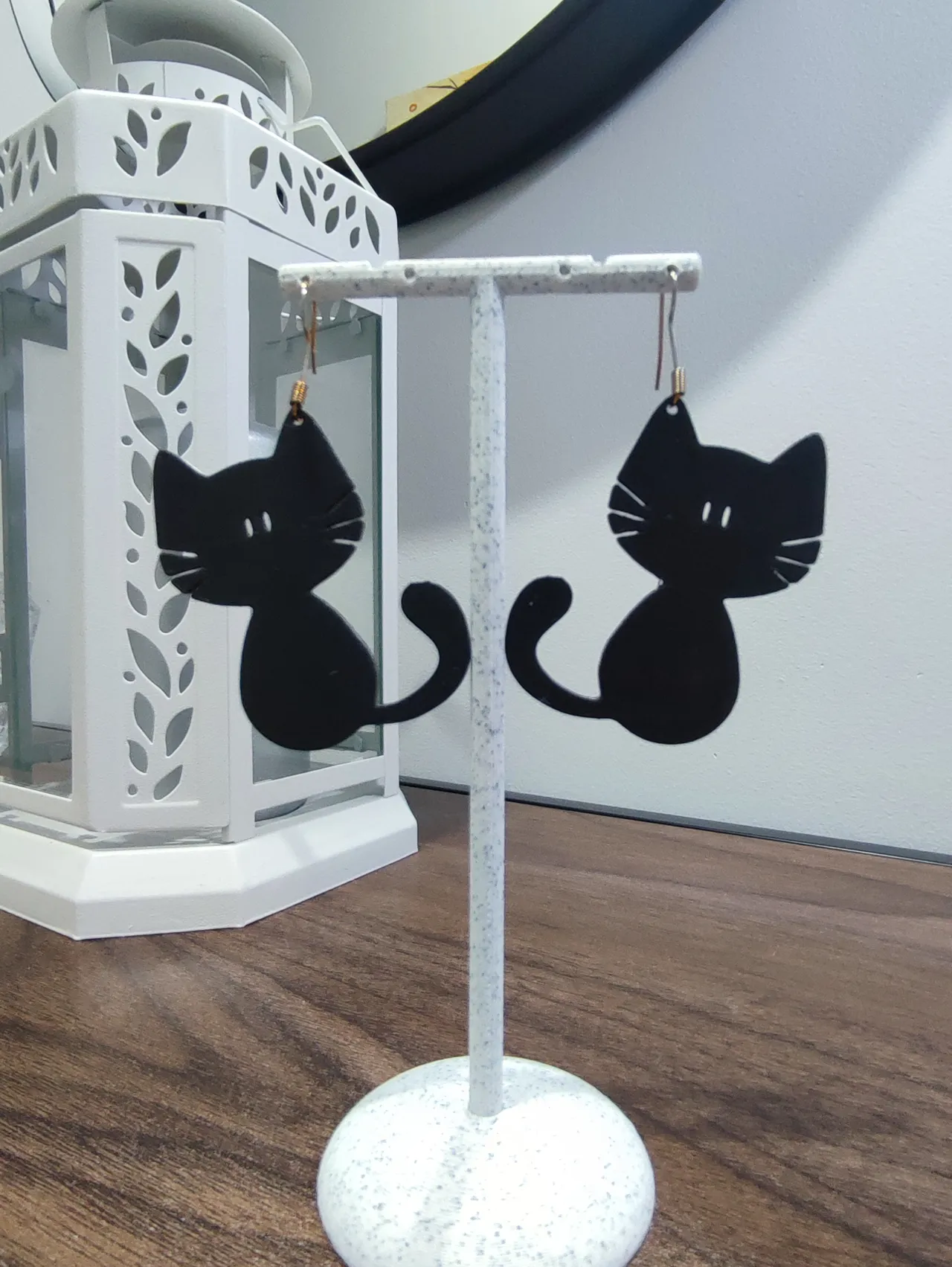 Aretes Bigotes al Viento view 2