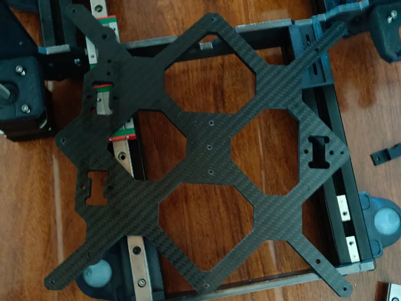 PRUSA MK3S Y轴热床支架，碳纤维板子切割的