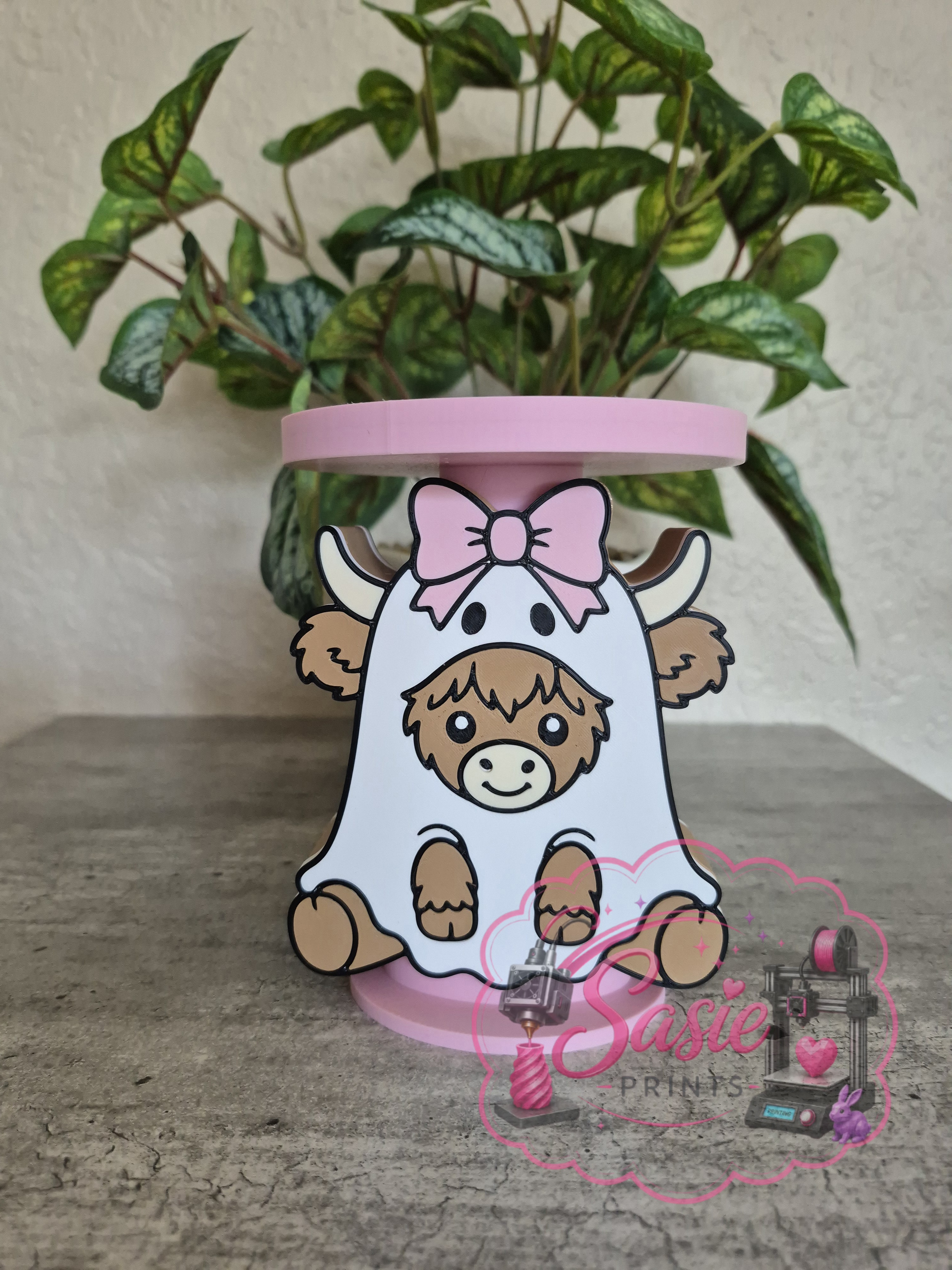 Ghost Highland Cow Candle Holder - Plant Stand - 1