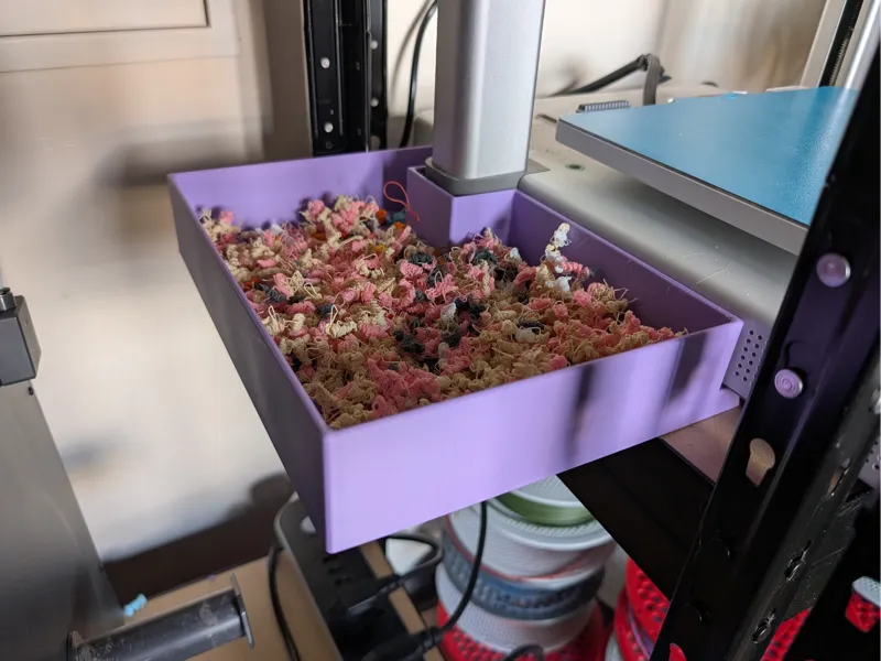 A1 slot-in floating poop tray