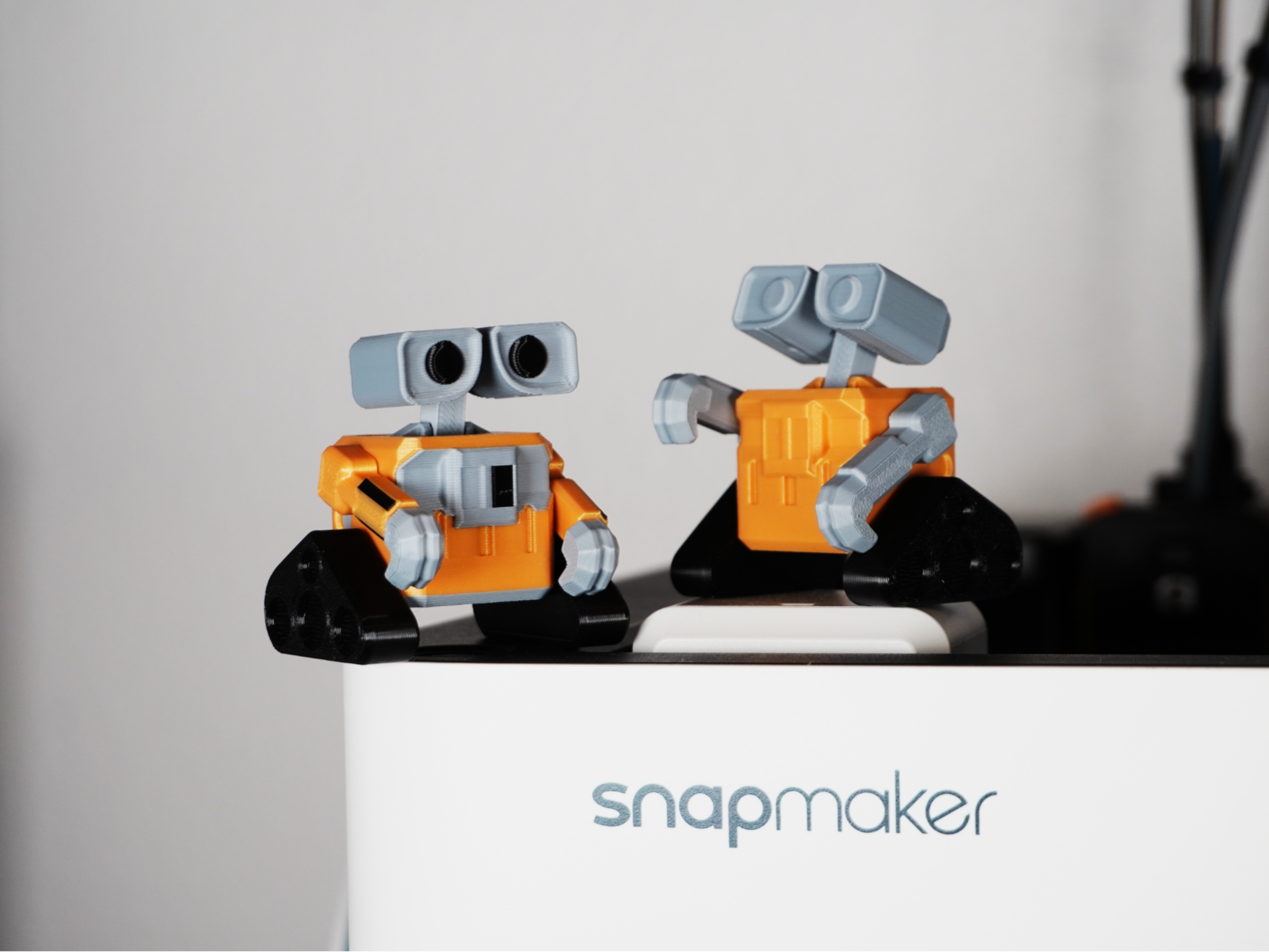 WALL-E - No AMS, No Glue