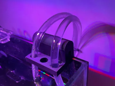 Aquarium Hose Holder (Glass: 4mm, Hoses 8mm)