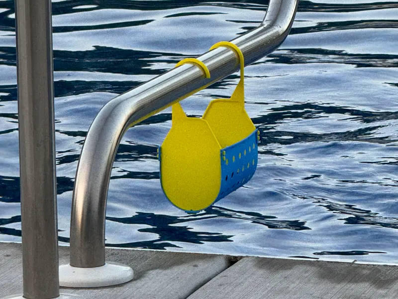 Pool Rail Basket