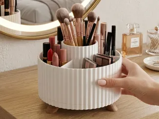Pot organiseur pour maquillage rotatif 