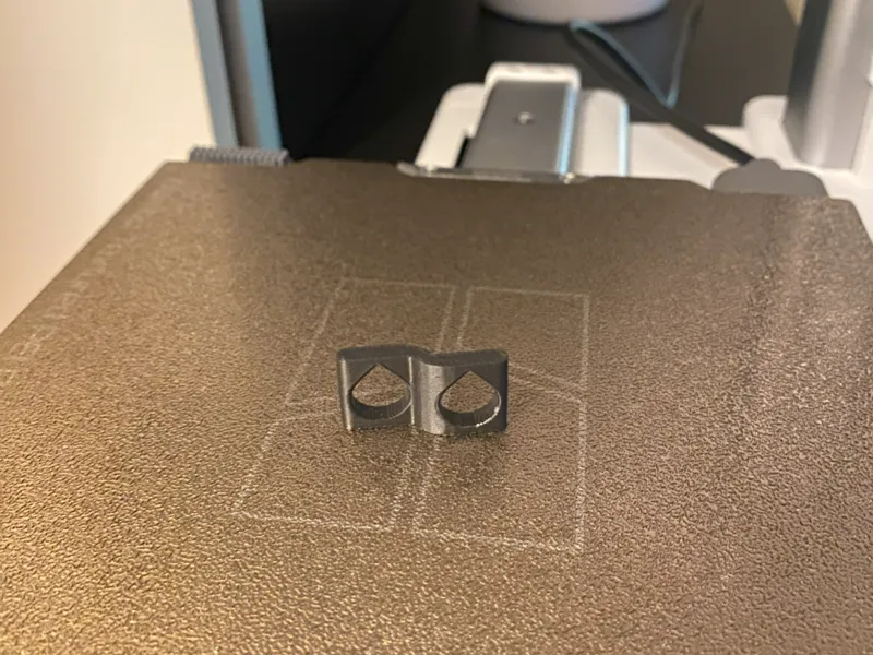 Dual coathanger adapter