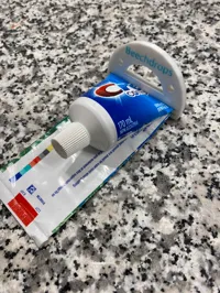 Presse-tube à double sortie — photo 2