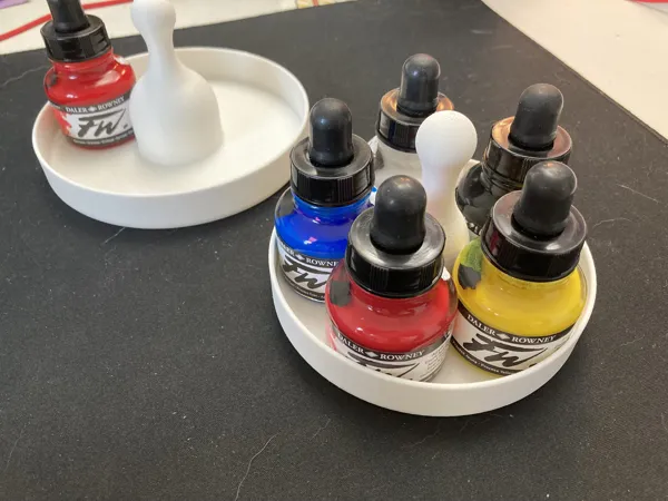 Plateau carrousel pour flacons d'encre acrylique Daler Rowney FW