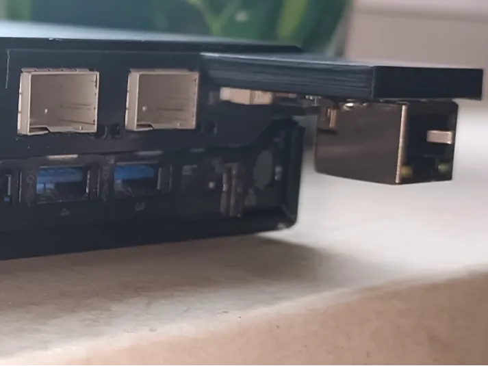 Intel E810-XXVDA2 Bracket with 2.5GBE NIC for M920