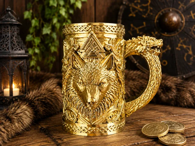 Wikingerkrug mit Wolf & Drachenhenkel Celtic wulf